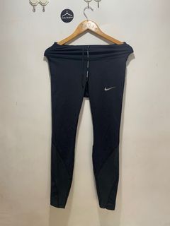 Nike Running | drifit • W 30-33 L 35