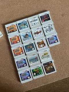 Nintendo 3DS game carts cartridge