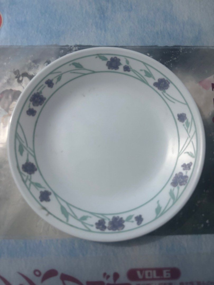 Noritake corelle Pyrex arcopal dish plate kitchen pinggan mangkuk (Category: Dinnerware & Cutlery) located in Kuala Lumpur. Submitted by garagesalestuffs (Listing ID 1303751157, Image 3). Description: No chips Excellent condition Collectors item No reserve.