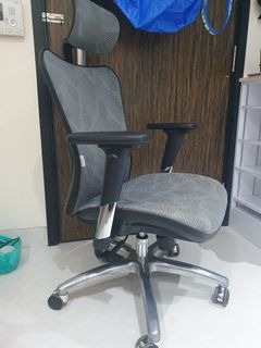 (Category: ) located in . Submitted by stan01 (Listing ID 1303730337, Image 1). Description: .