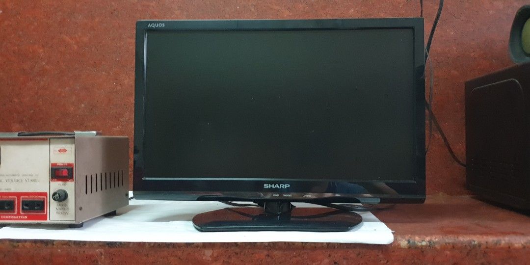 Sharp Aquos Led TV (Category: TV) located in Manila. Submitted by zandre615 (Listing ID 1303625069, Image 2). Description: Sharp Aquos led tv for sale Model number LC-19K90 19 inches screen size With 3 hdmi input, rca input, usb port Come with original remote Need aerial anthena to work 100V ac good working condition.