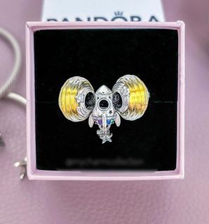 PANDORA SHOOTING STAR GROOVED MURANO GLASS AND LOVE SPACE CHARM SET