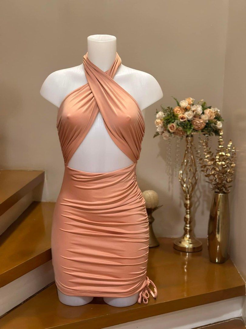 peach criscros halter dress (Category: Dresses) located in Marikina City. Submitted by cherryblueberry (Listing ID 1303711826, Image 1). Description: .