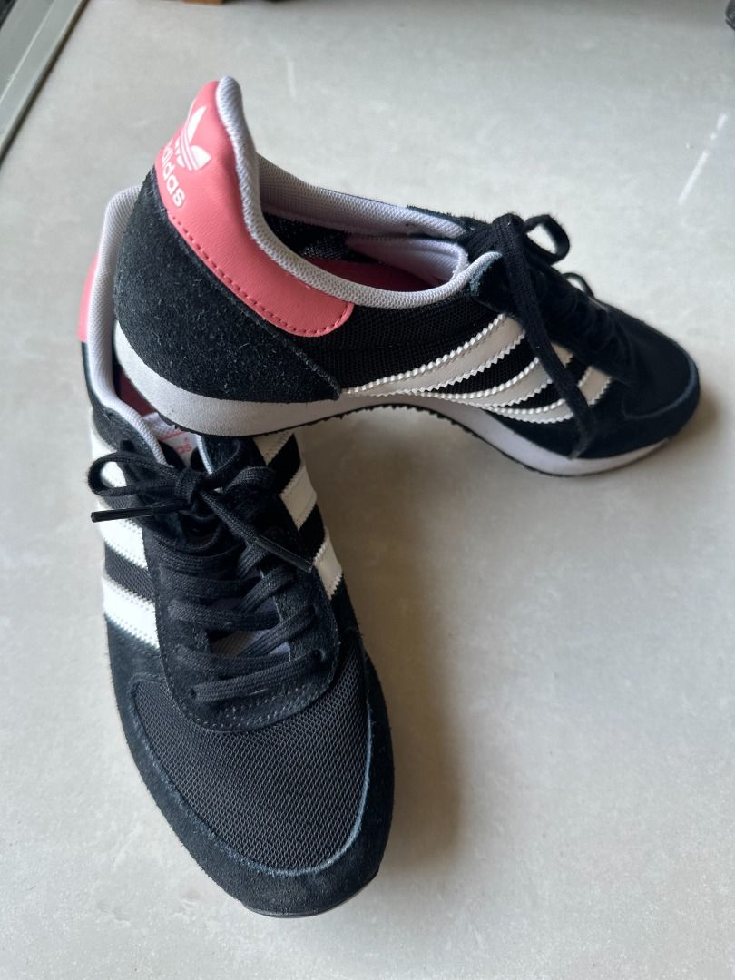 トップブランドのファッション & Black Racer ZX Adidas Preloved Pink, Carousell 波鞋- 鞋, 男裝, その他