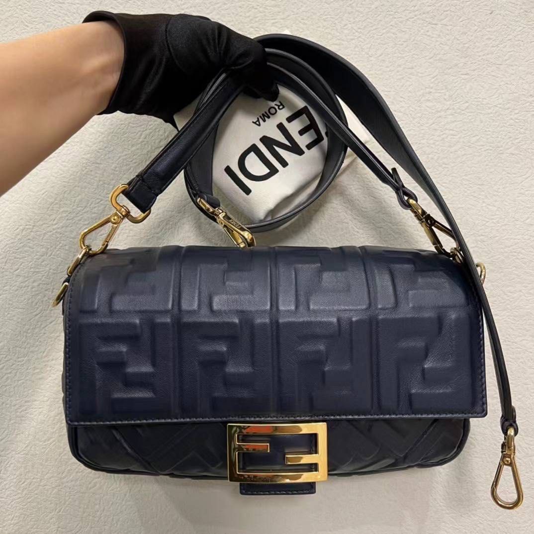 PRE ORDER Preloved Fendi Baguette Regular