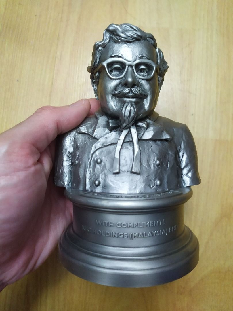 Rare Tumasek Pewter KFC Colonel Sanders Bust, Hobbies & Toys ...