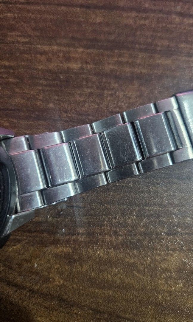 Seiko SRP229 Baby Tuna (Category: Men's Watches) located in Makati City. Submitted by crossco88 (Listing ID 1303612574, Image 2). Description: Seiko Baby Tuna SRP229 used well. Scratches on the bracelet. Brand: Seiko Color: Black/Red Type: Divers Nickname: Baby Tuna Model: SRP229K1 Movement: 4R36 Automatic (Hack able /Hand wound) Water Rating: 200m Lug Width: 22mm Function: Unidirectional Bezel Day & Date Comes with: Original Stainless Steel Stra