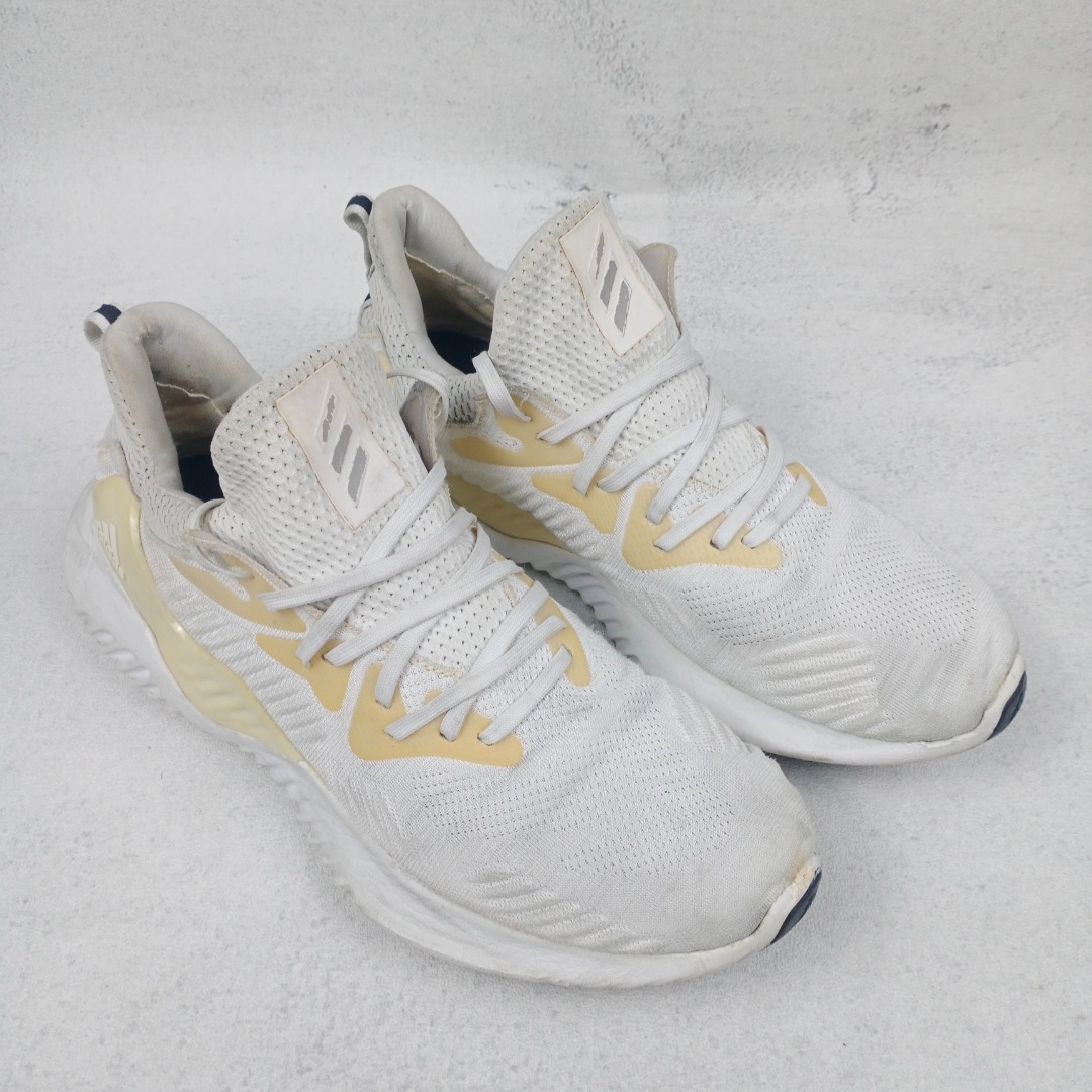 Foto sepatu adidas alphabounce outlet