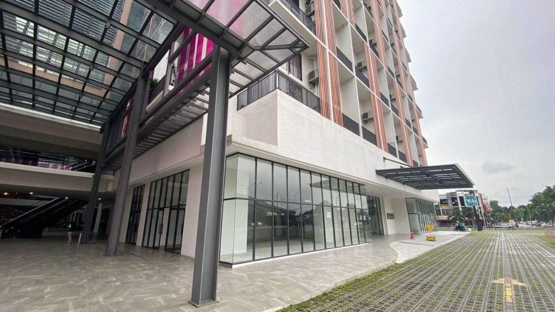 Shoplots for sales, Prime Location @Emporis Kota Damansara, Property ...