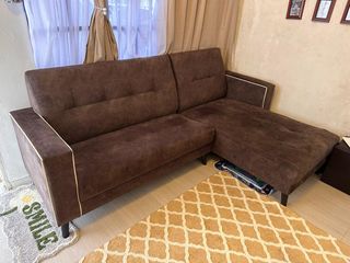(Category: ) located in . Submitted by nrlleya (Listing ID 1303671781, Image 1). Description: .