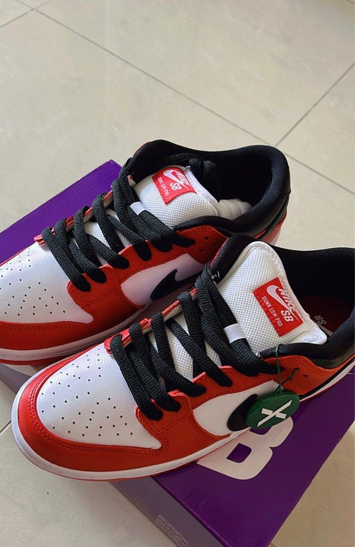 StockX nike dunk low sb Chicago us8.5 eu42 Carousell