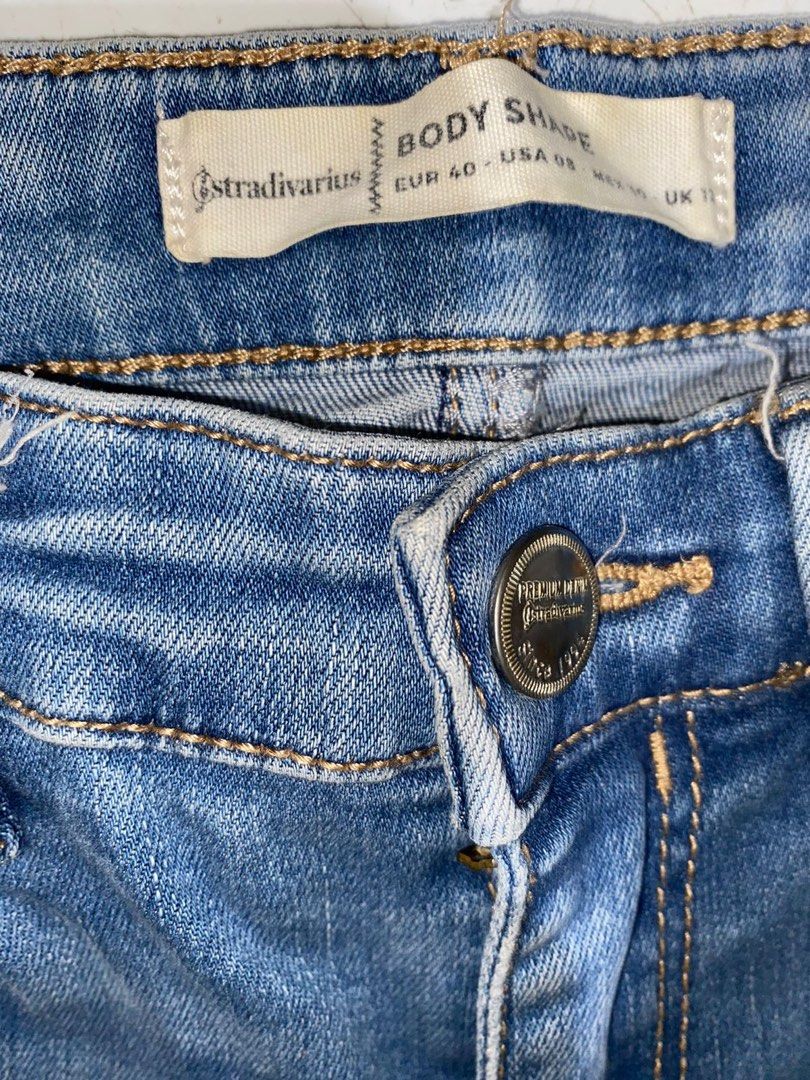Pantalones body shape stradivarius online