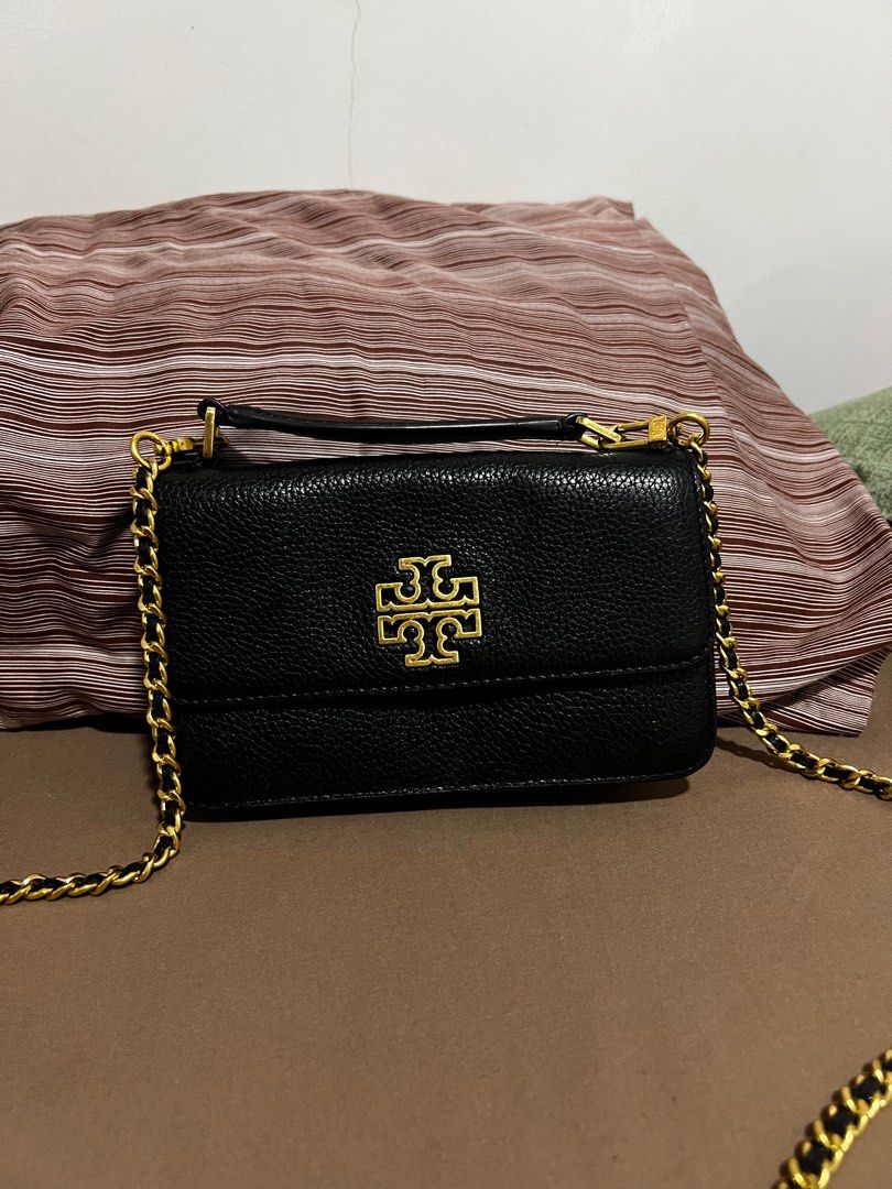 Tory Burch Britten bag (Authentic) (Category: Cross-body Bags) located in Quezon City. Submitted by jerupreloveditems (Listing ID 1303623579, Image 1). Description: Selling my authentic pre-loved bag for sale!!! Get yours now! Not used much..