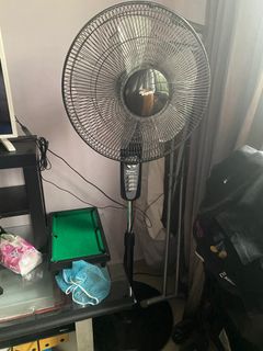 (Category: ) located in . Submitted by ameico (Listing ID 1303617204, Image 1). Description: .