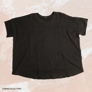Uniqlo Plus Size Black Shirt