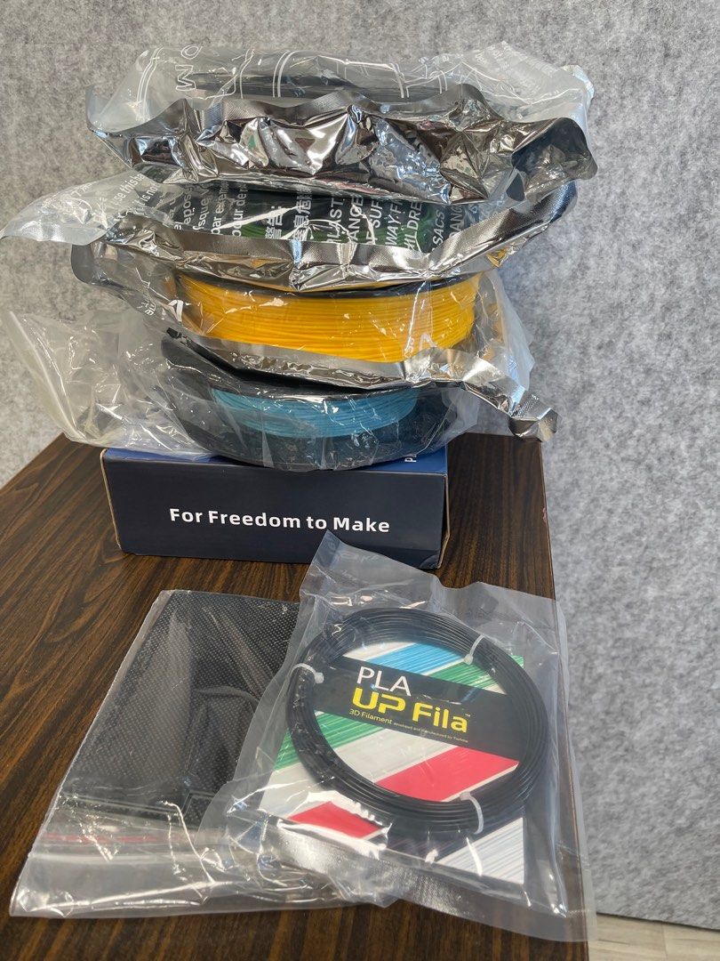 Up Mini 3D printer （分類：打印機及影印機）位於 Hong Kong。 由 chumai 提交（商品編號 1303634261，圖片 3）。簡介： Up Mini2 3D printer 送 Filament 可少議，不接受大幅度劈價 門有破損但不影響使用 火炭、沙田、元朗交收。