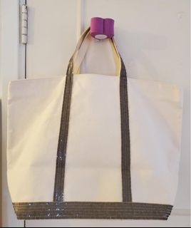 （分類：）位於 。 由 koalala5137 提交（商品編號 1303618589，圖片 1）。簡介： 。