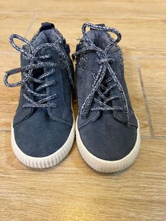 （分類：）位於 。 由 cherriboris 提交（商品編號 1303709918，圖片 1）。簡介： 。