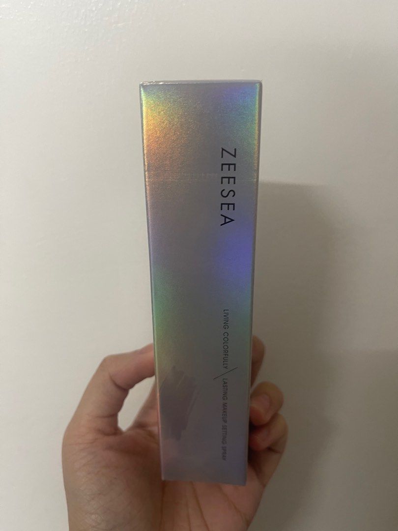 ZEESEA Lasting Makeup Setting Spray (Category: Makeup) located in Mandaluyong City. Submitted by skinrulings (Listing ID 1303610887, Image 1). Description: SEALED PINK CAP (Oil Control) .