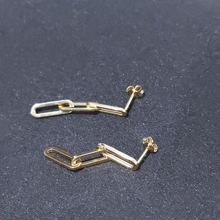 18K Gold Paperclip Earrings