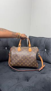 (Category: ) located in . Submitted by vogueunicorn (Listing ID 1303815788, Image 1). Description: .