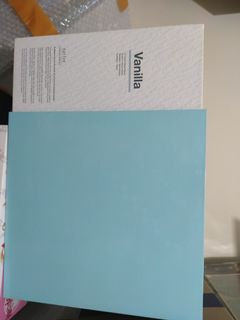 （分類：）位於 。 由 uraauraa 提交（商品編號 1303823896，圖片 1）。簡介： 。