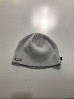 Authentic Oakley off white beanie