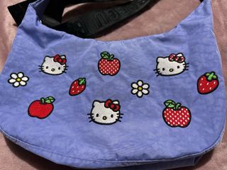 Baggu Hello Kitty Medium Crescent Bag