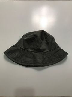 Balmain Paris bucket hat | Size 57cm on tag