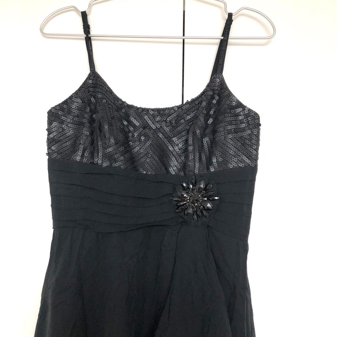 BCBG Maxazria - the perfect little Black Dress, Women's Fashion, Dresses &  Sets, Evening dresses & gowns on Carousell