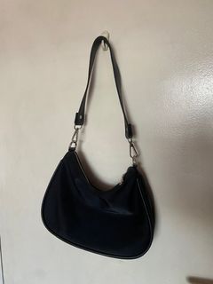 (Category: ) located in . Submitted by fruitycloset (Listing ID 1303820397, Image 1). Description: .