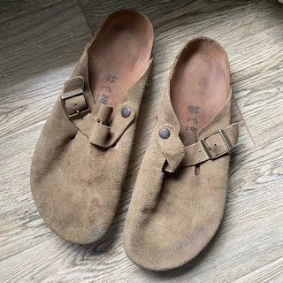 Boston Clogs Taupe Suede