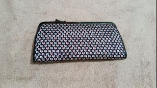 Brand New long kisslock wallet 2 compartments
