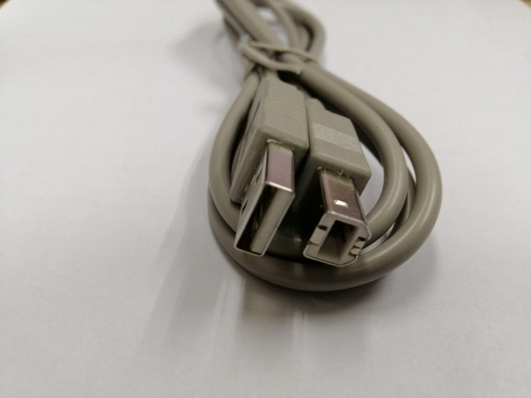 Computer / Printer Cable (Category: Cables & Adaptors) located in Kuala Lumpur. Submitted by cath9622 (Listing ID 1303890791, Image 3). Description: printer cable USB-A to USB-B.