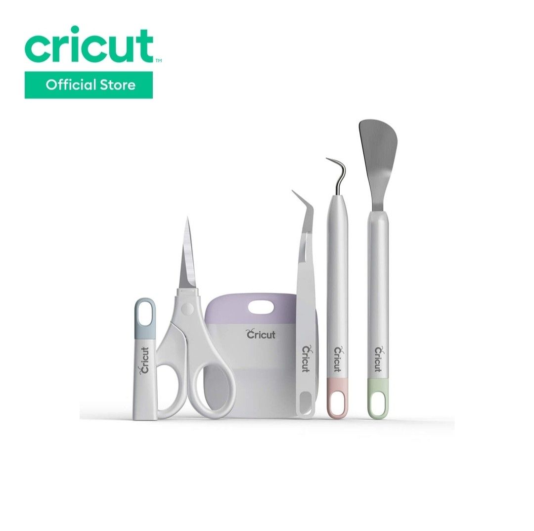 CRICUT Basic Tool Set Core Colors (Category: Craft Supplies & Tools) located in Quezon City. Submitted by smile_xd08 (Listing ID 1303815122, Image 1). Description: Like new used once micro scissors not included no box Please see the details in the pictures above. Payment: Gcash or Maya app message me on whatsup app Location: Near litex, commonwealth, QC.