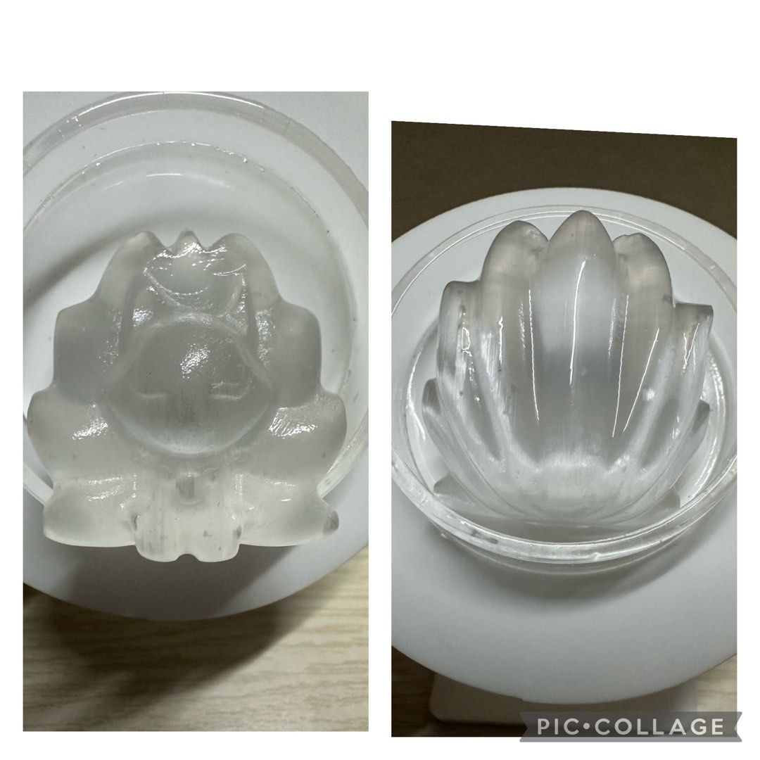 Small Crystal Carvings (Category: Charms) located in Mandaluyong City. Submitted by vanic (Listing ID 1303880554, Image 3). Description: 1. Selenite Hello Kitty 2. Clear Quartz Hello Kitty 3. Selenite Dragon Turtle 4. Selenite Ninetail Fox.