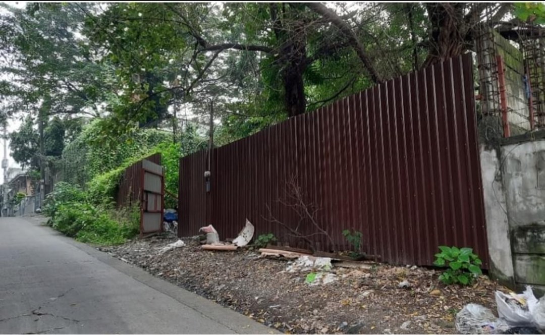 (Category: ) located in . Submitted by rmvlistings (Listing ID 1303846259, Image 1). Description: .