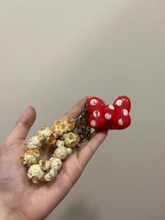 Disney minnie mouse popcorn keychain