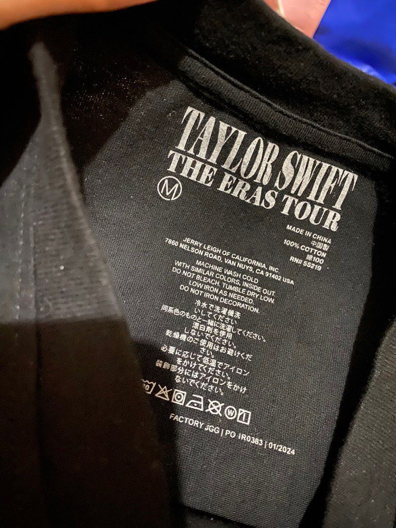 ERAS TOUR Black Shirt (Category: Shirts) located in Paranaque City. Submitted by soapsian (Listing ID 1303873818, Image 2). Description: ERAS TOUR BLACK SHIRT SIZE: Medium RFS: Too big for me Merch bought from Singapore during Eras Tour Payment before shipping.