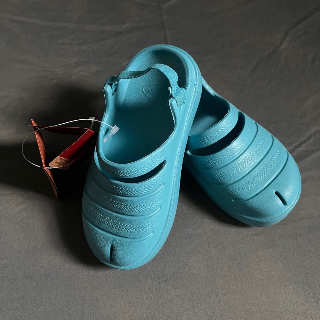 Havaianas crocs top