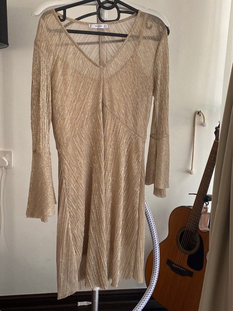 H&M shiny gold dress, Women's Fashion, Dresses & Sets, Dresses on Carousell H&M shiny gold dress, Women's Fashion, Dresses & Sets, Dresses on Carousell