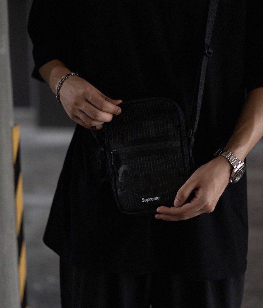 Wearing supreme shoulder bag sale