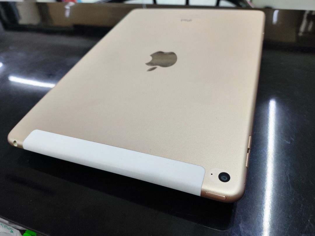 iPad Air2 64GB ホワイト×シャンパンゴールド Amazon.com : Apple iPad Air 2, 64GB, 4G + Wi-Fi - Gold