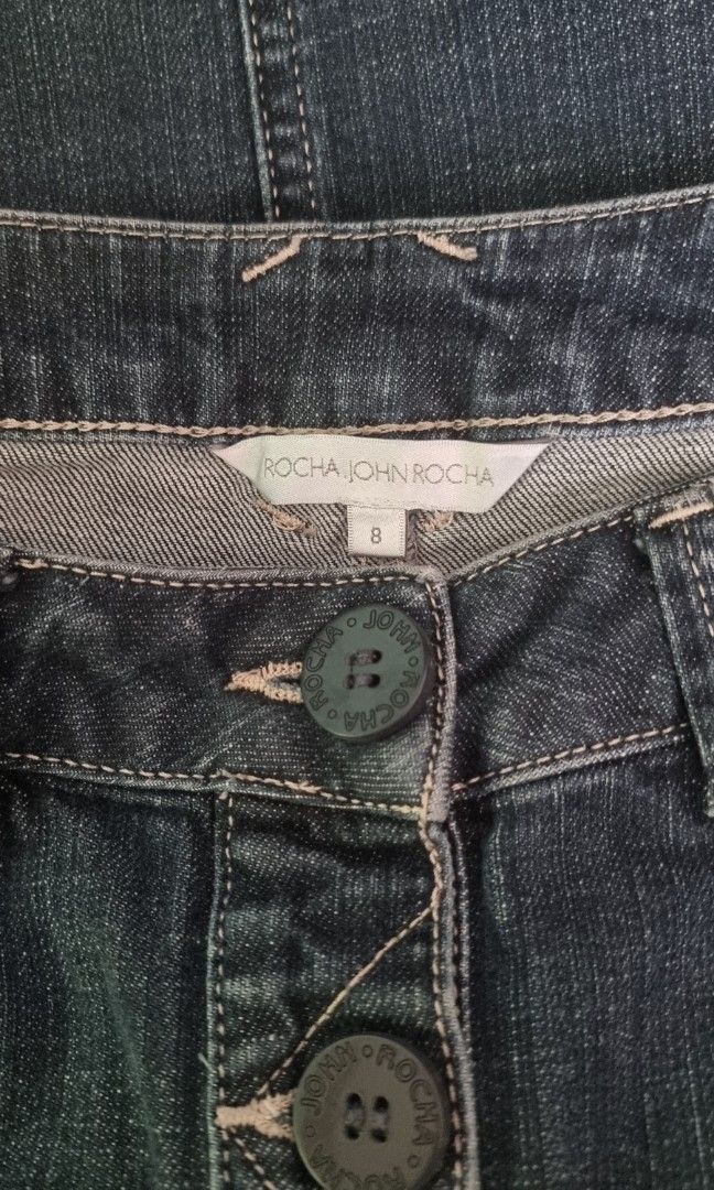 Denim Skirt - Rocha John Rocha (Category: Skirts) located in Quezon City. Submitted by MP_Declutters (Listing ID 1303768657, Image 3). Description: Denim Skirt - Rocha John Rocha Size: 8 Condition: Pre-owned, excellent (like new) Stylish and classic denim skirt with a button-up front, two front pockets, and two back pockets. Perfect for casual wear or dressing up! If interested, PM me for details. Delivery time depends on the courier Thank you En