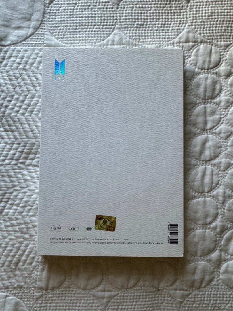 Love yourself BTS Album (ver. V) (Category: CDs & DVDs) located in Manila. Submitted by phiascart (Listing ID 1303761499, Image 2). Description: Love yourself BTS Album (ver. V) inclusions - photobook - CD.