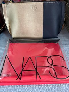 (Category: ) located in . Submitted by katmandulovesmakeup (Listing ID 1303776091, Image 1). Description: .