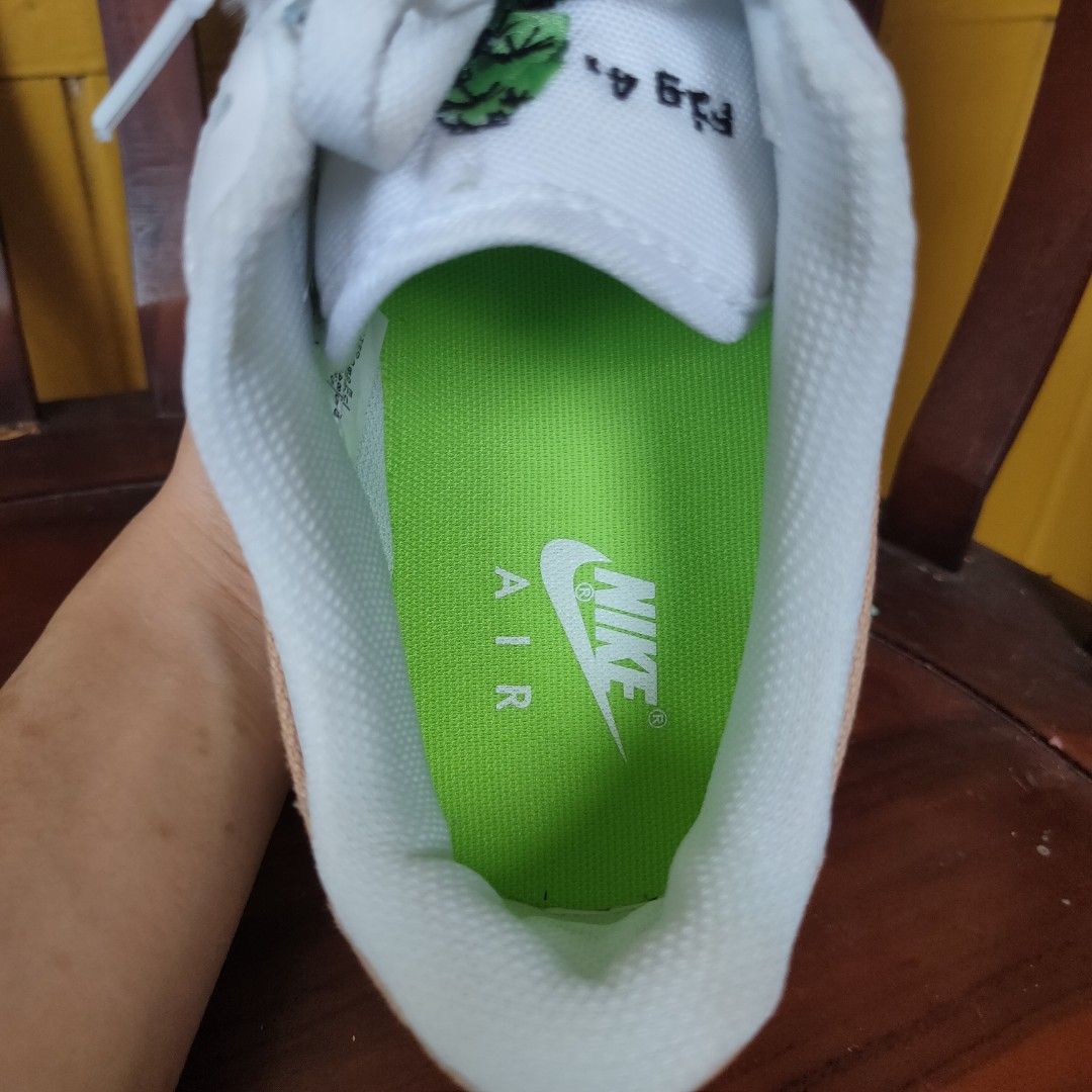 himalayan rhubarb nike release date