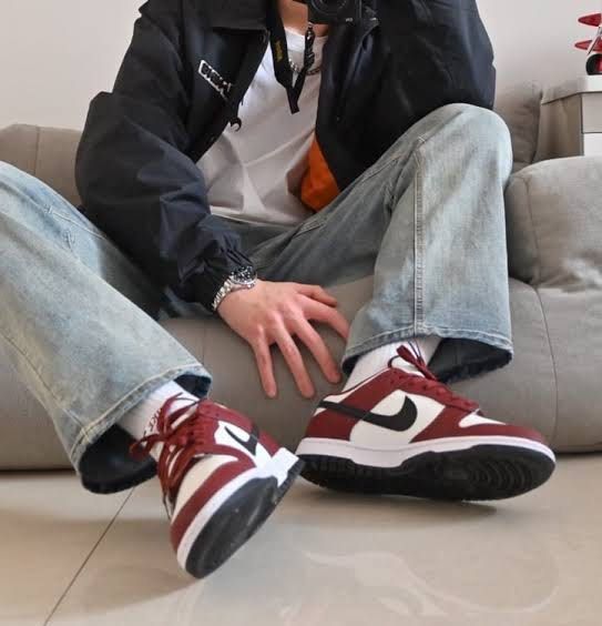 dunk high team red on feet