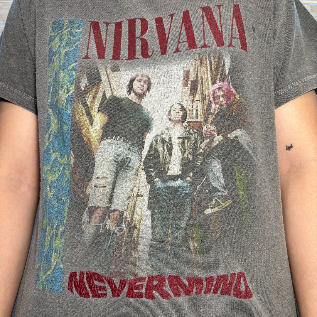 Nirvana Nevermind Vintage Washed Black Tee (Category: Tshirts & Polo Shirts ) located in Quezon City. Submitted by theiiclothing (Listing ID 1303818344, Image 2). Description: Size/detailed measurements: 17.5 width x 24.5 length (inches) Payment methods: -BDO bank deposit -Gcash Payment *shipping fee is EXCLUDED in the price/ add shipping fee if not for meetup* REMINDERS/FAQ’s: -Once deal has been made, payment should be made within 3 days. -For 