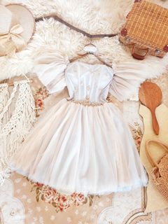(Category: ) located in . Submitted by chariteecollections (Listing ID 1303804989, Image 1). Description: .